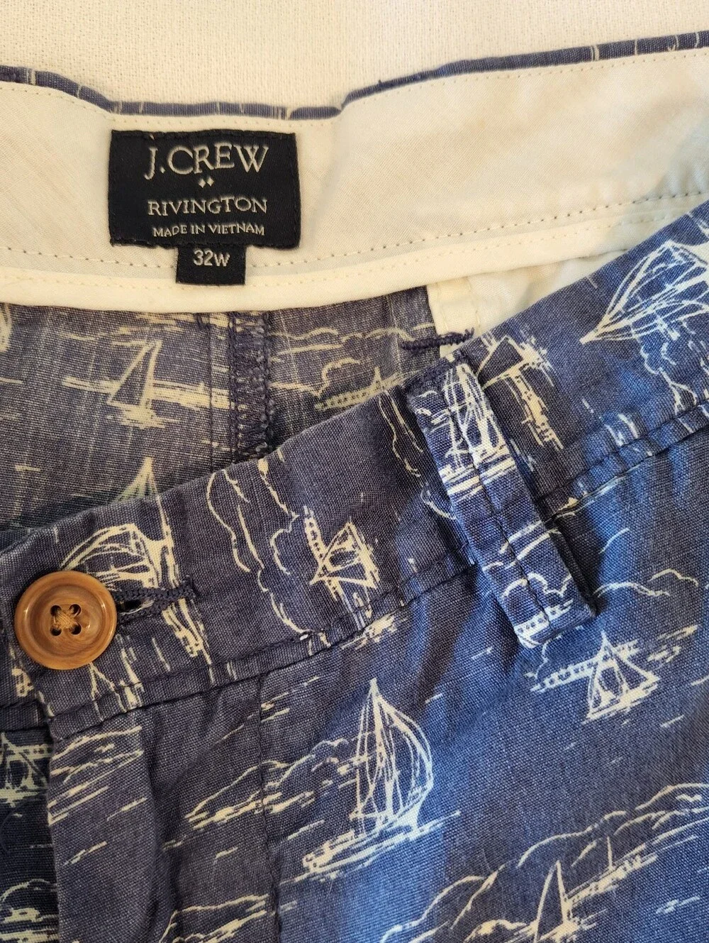 Jcrew rivington blue sailboat cotton shorts size 32 J Crew